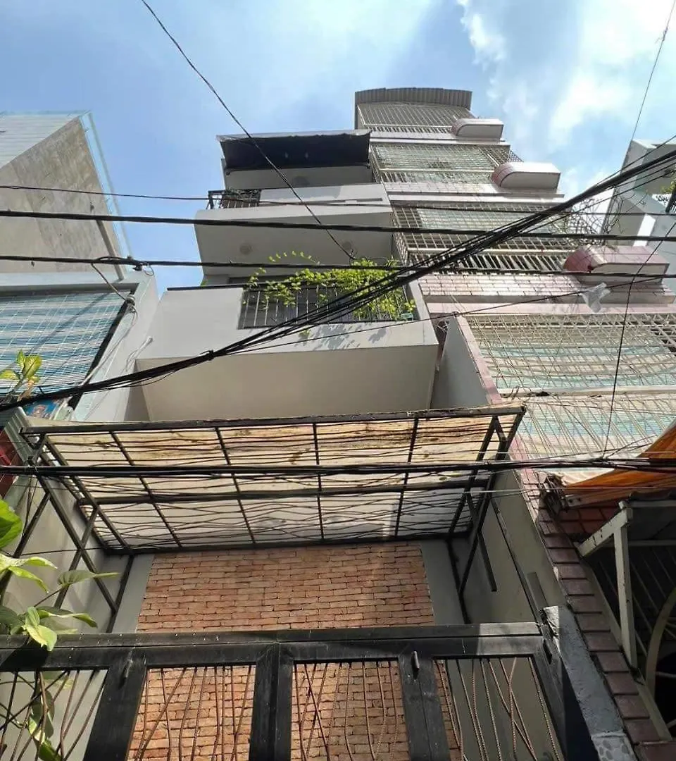 Homestay Zvillage Ncc - Modern Townhouse In District 1 Ho Chi Minh City